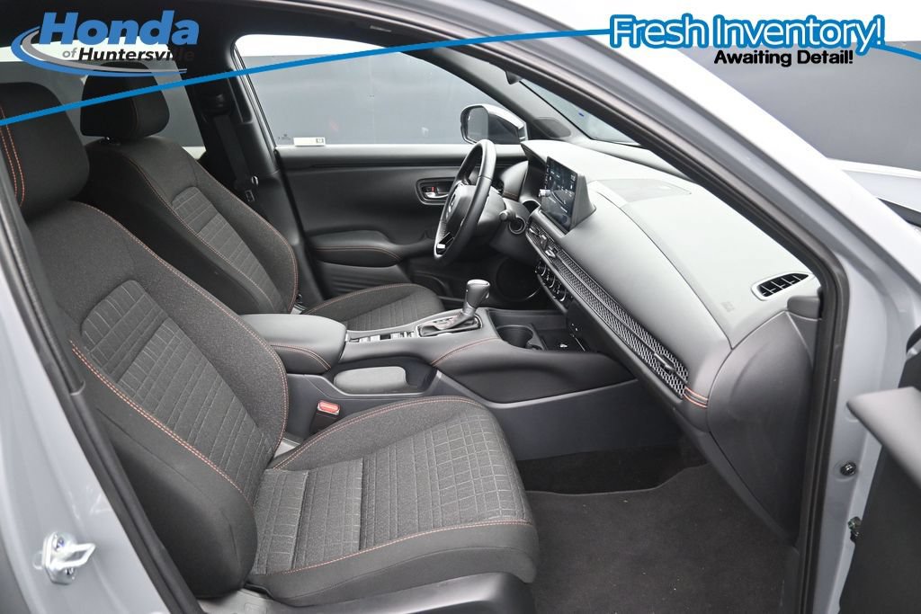 Certified 2026 Honda HR-V Sport image 12