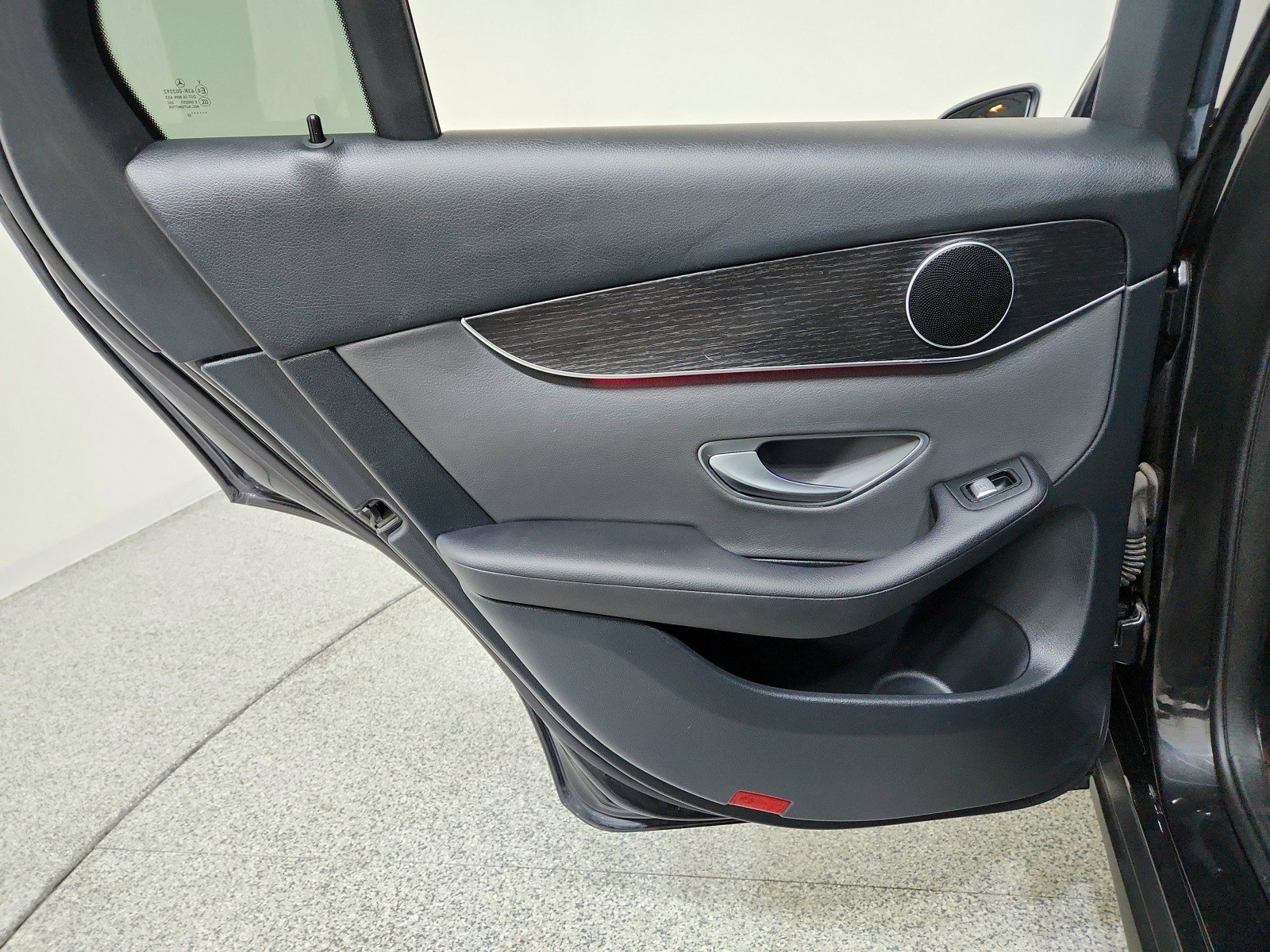 Certified 2022 Mercedes-Benz GLC 300 image 28