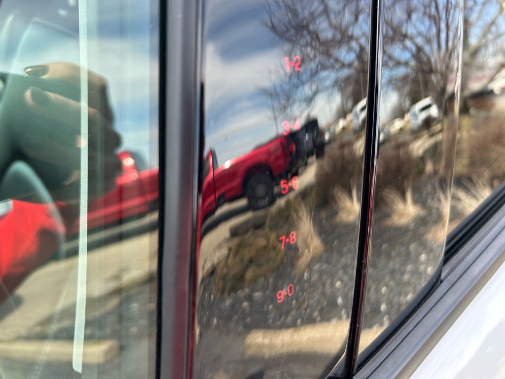 Used 2022 Ford Escape SEL image 18