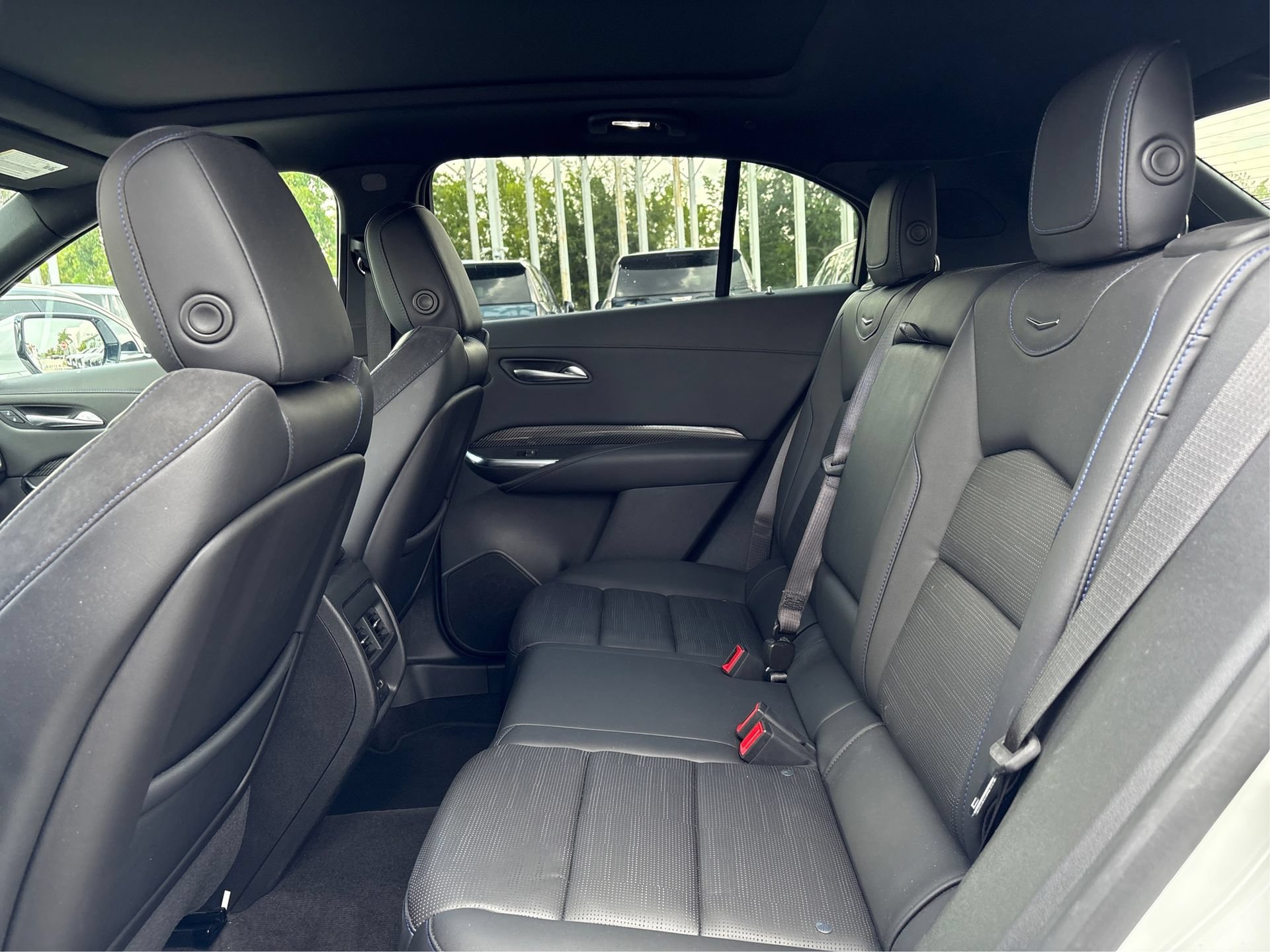 Certified 2024 Cadillac XT4 Sport FWD image 10