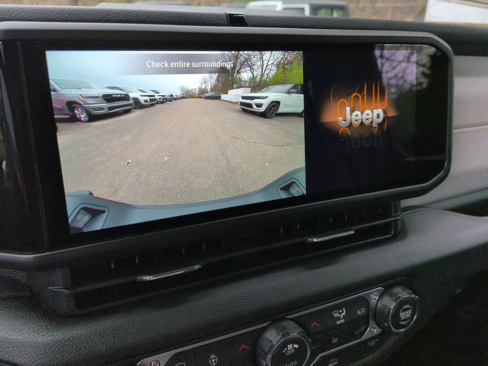 New 2026 Jeep Gladiator Sport AWD/4WD image 20