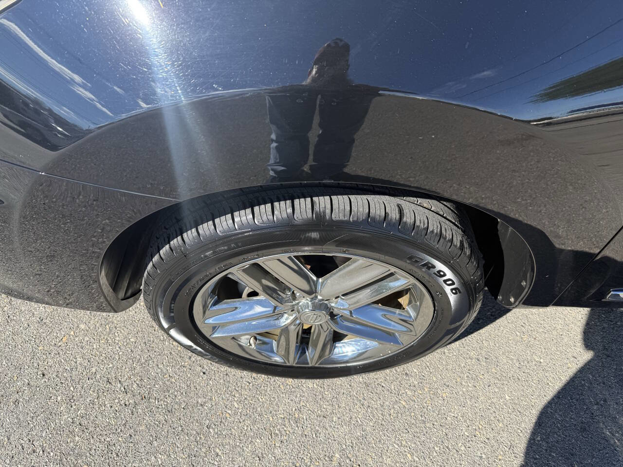 Used 2011 Nissan Rogue S Krom Edition image 15