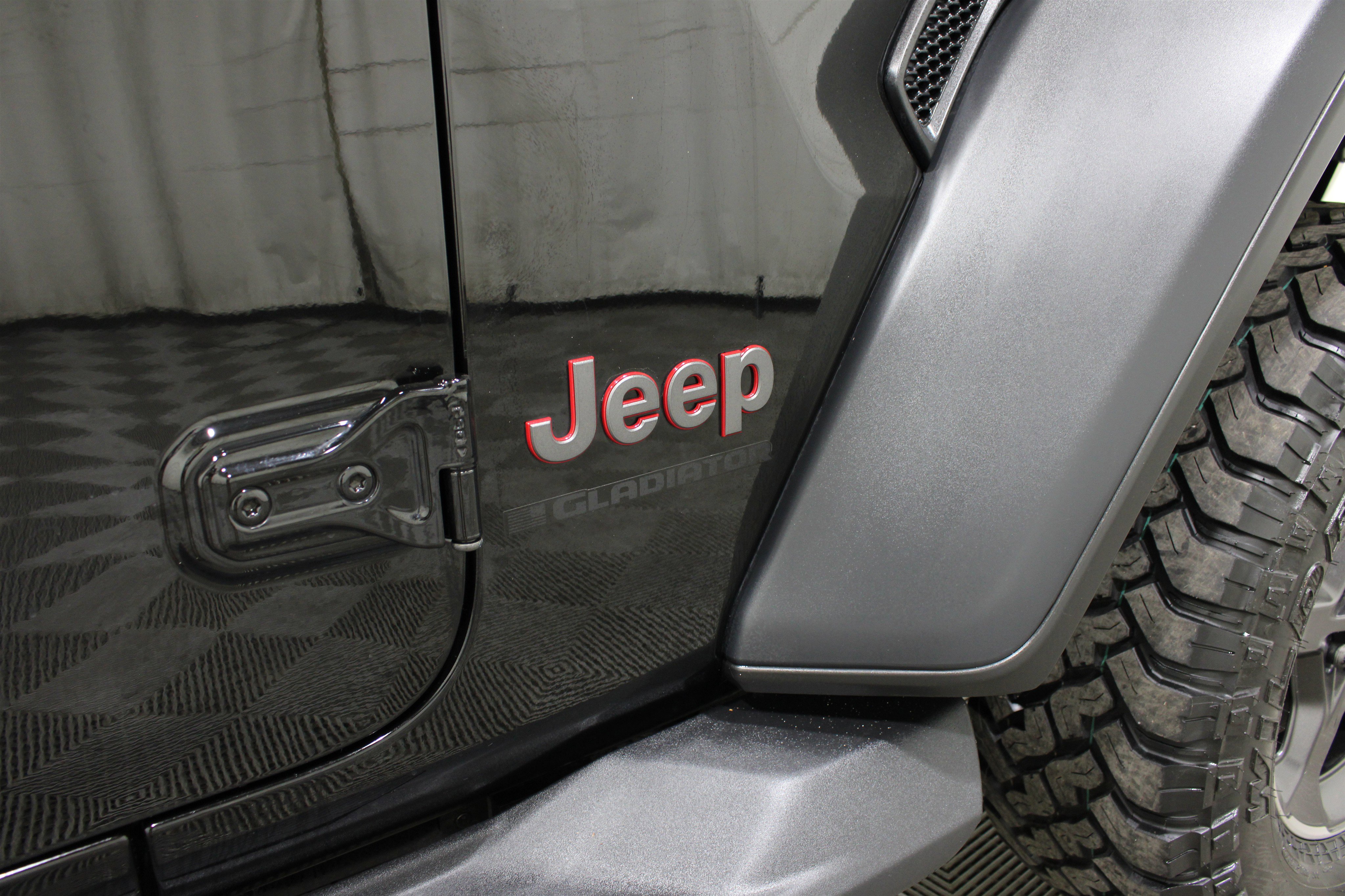 Used 2023 Jeep Gladiator Rubicon w/ LED Lighting Group image 27