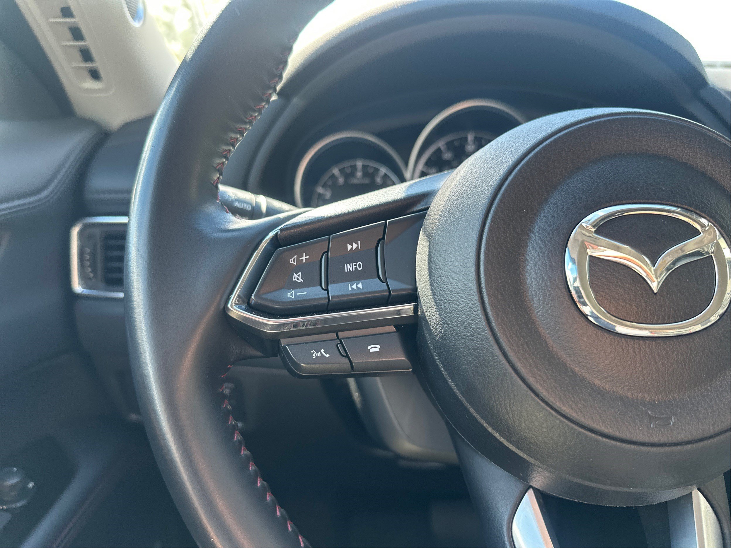 Certified 2024 MAZDA CX-5 Carbon Edition AWD/4WD image 33