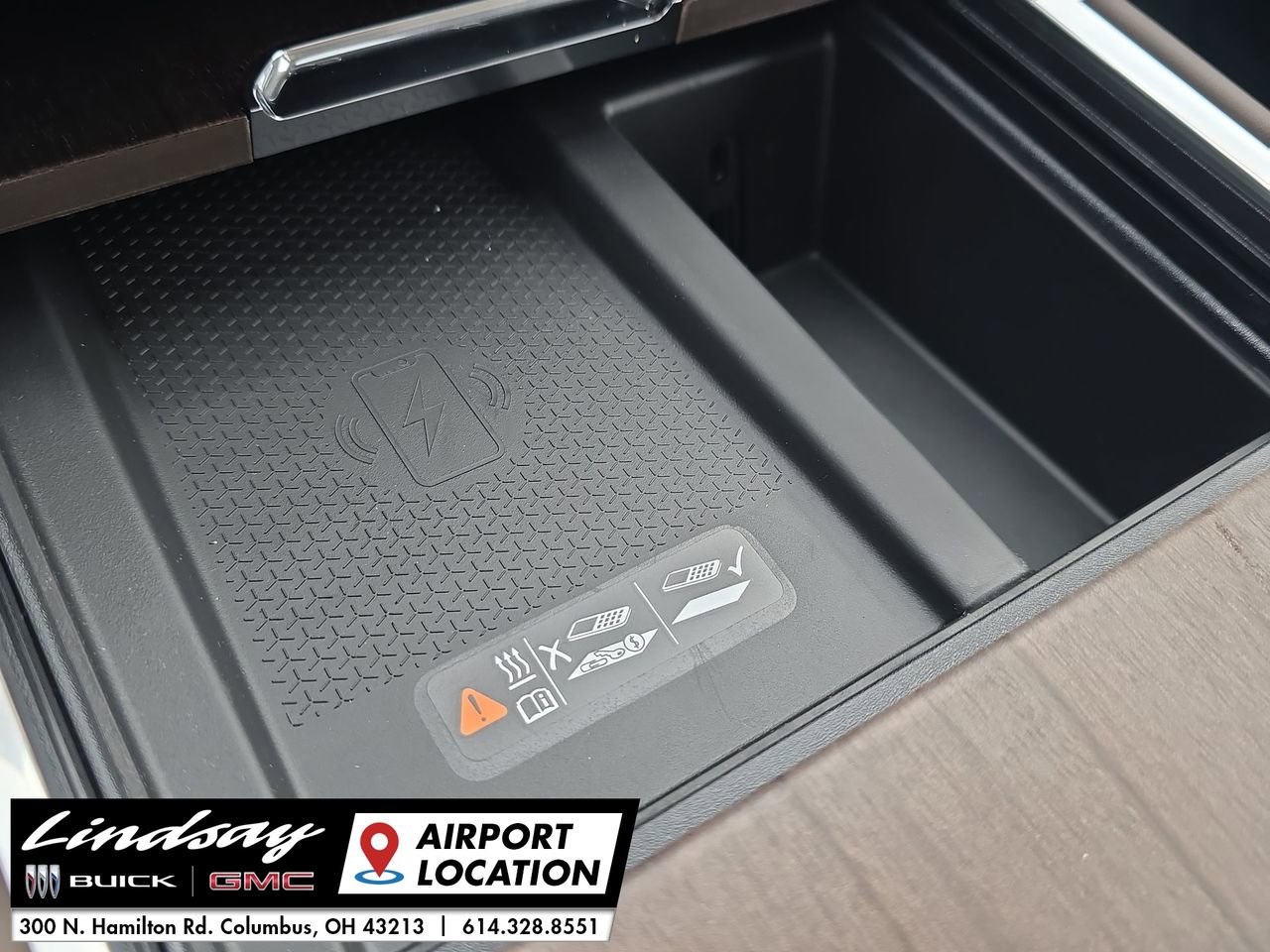 New 2026 GMC Acadia Denali Ultimate w/ LPO, Floor Liner Package image 40