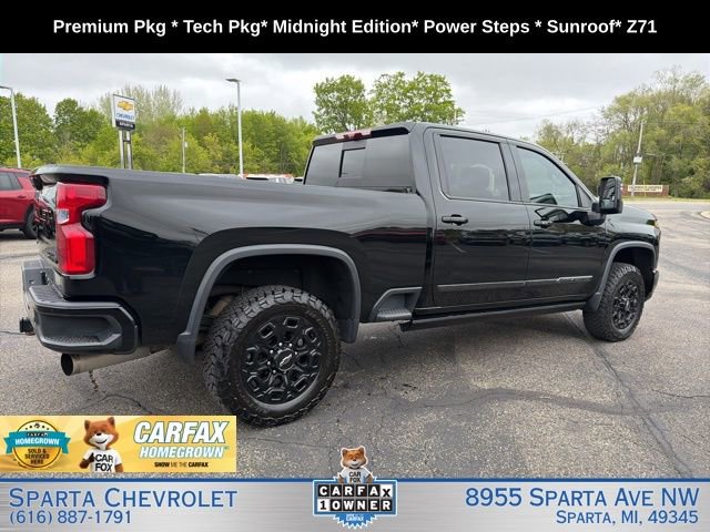 Used 2024 Chevrolet Silverado 2500 High Country w/ High Country Premium Package AWD/4WD image 3