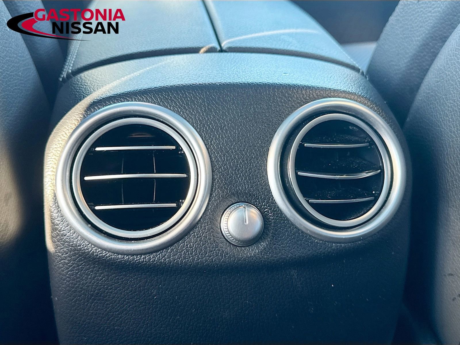 Used 2022 Mercedes-Benz GLC 300 GLC 300 image 32