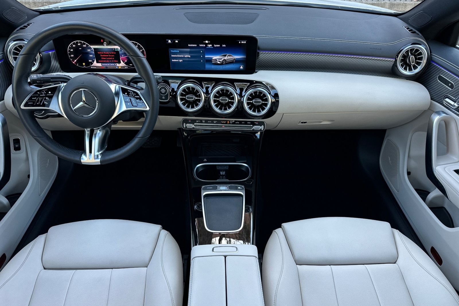 Used 2025 Mercedes-Benz CLA 250 image 12
