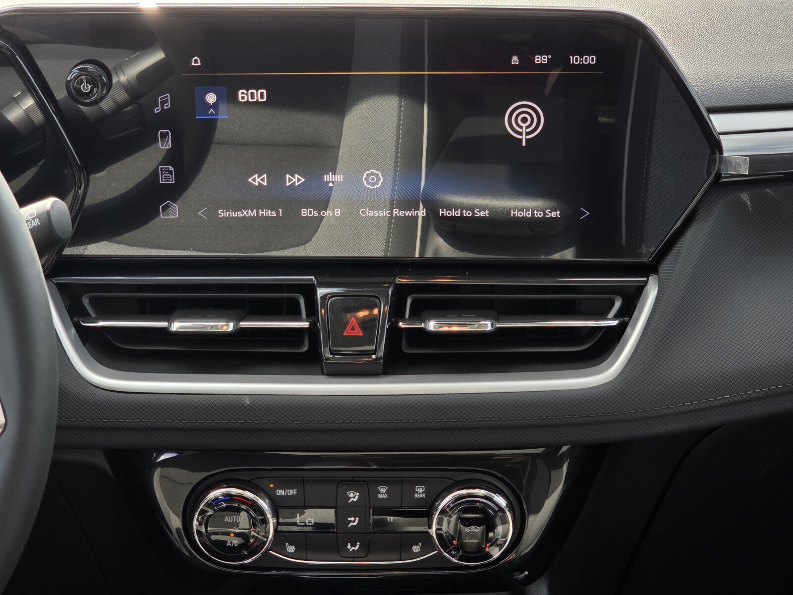 New 2026 Chevrolet TrailBlazer LT w/ Convenience Package FWD image 8