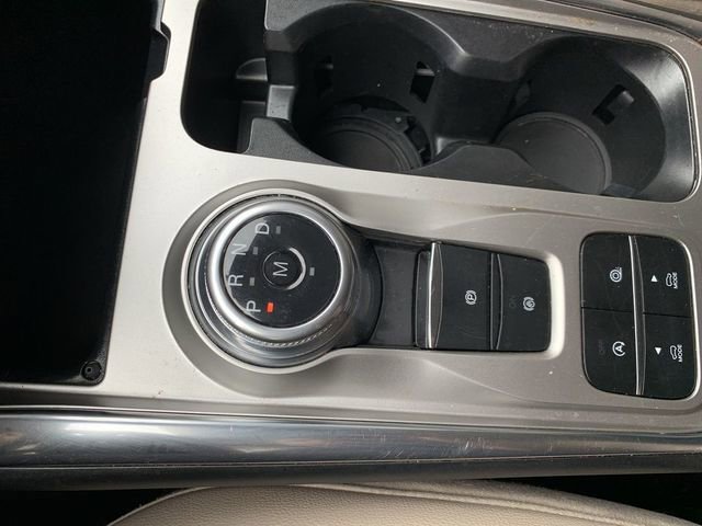 Used 2020 Ford Explorer XLT w/ Equipment Group 202A image 24