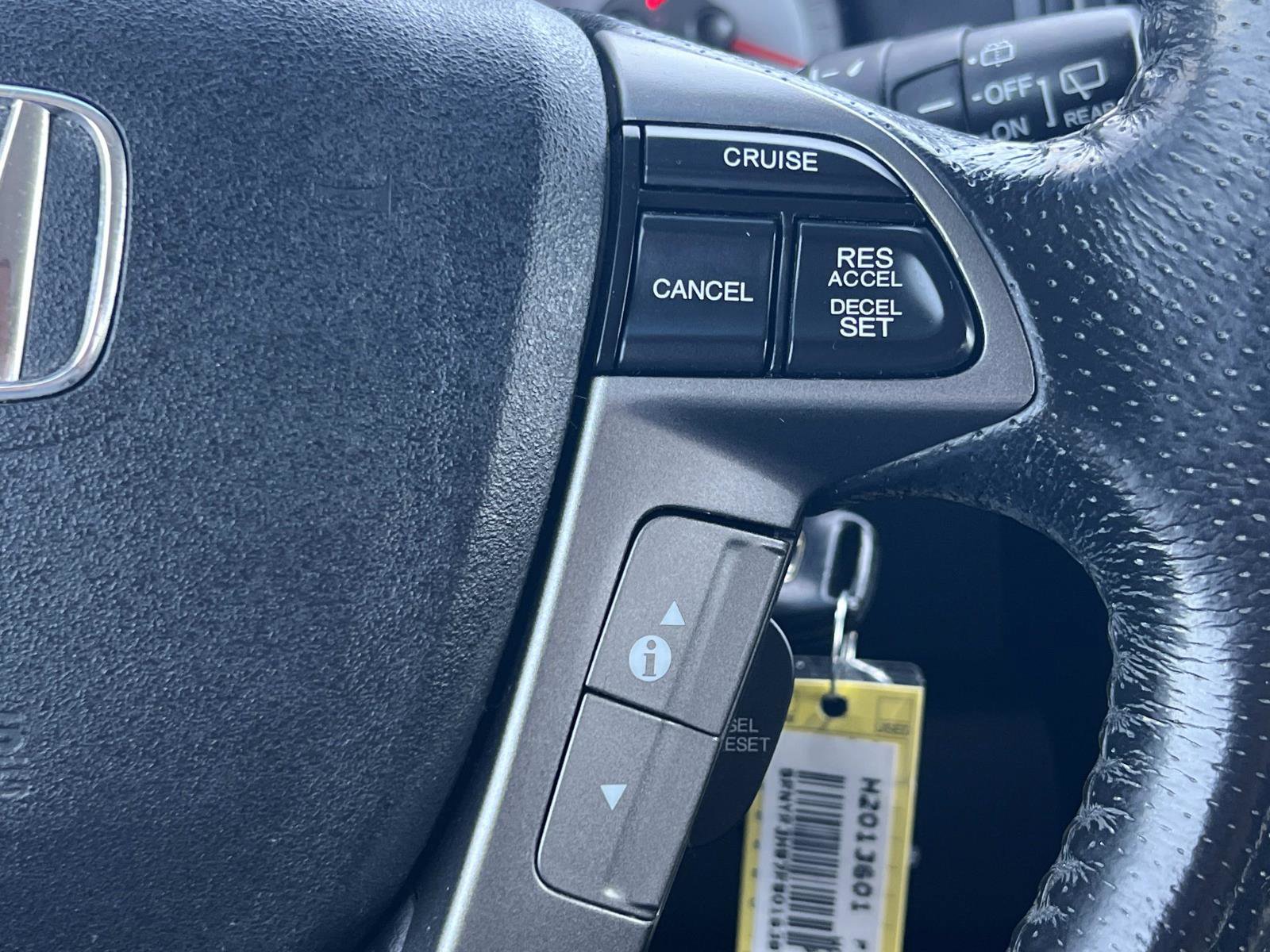 Used 2015 Honda Pilot Touring image 10