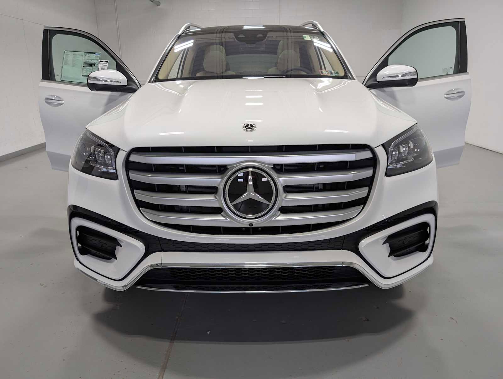 New 2026 Mercedes-Benz GLS 450 4MATIC image 13