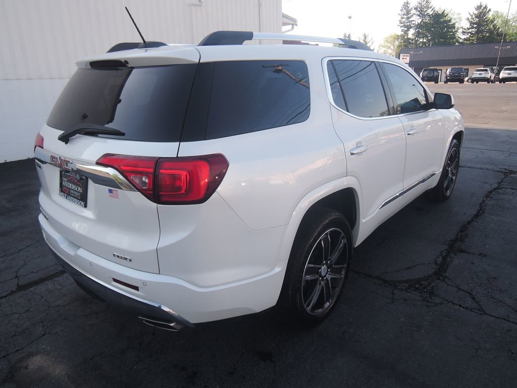 Used 2017 GMC Acadia Denali w/ Technology Package AWD/4WD image 10