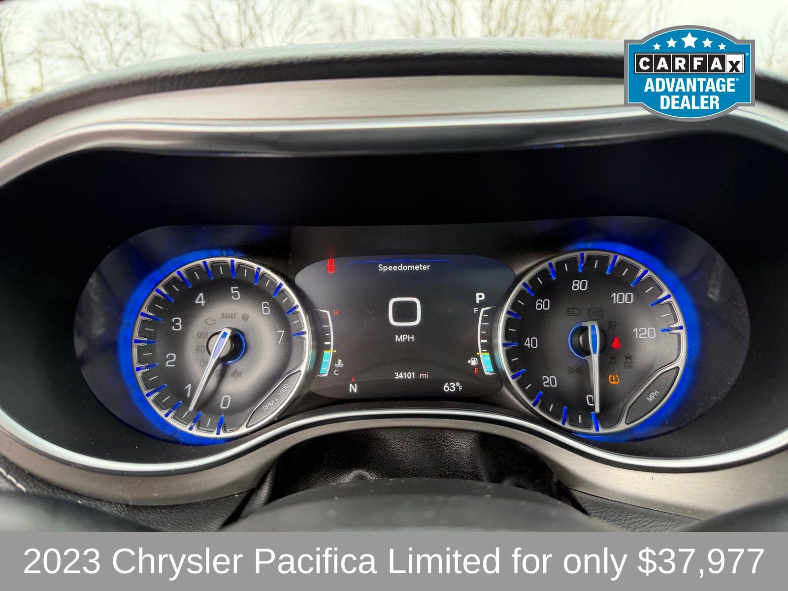 Used 2023 Chrysler Pacifica Limited w/ S Appearance Package image 15