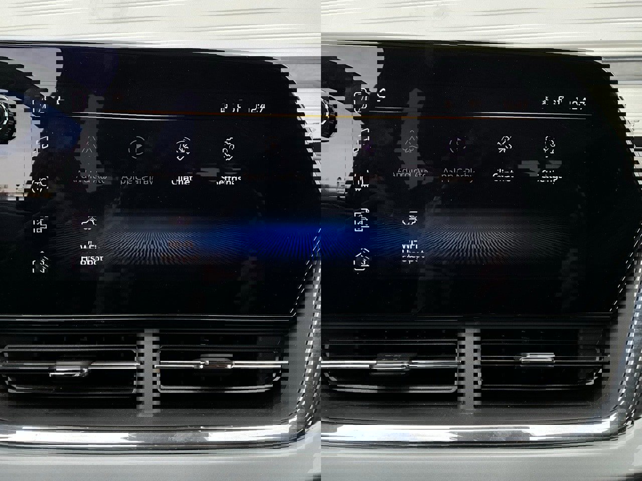 Used 2025 Chevrolet Trax LT image 27