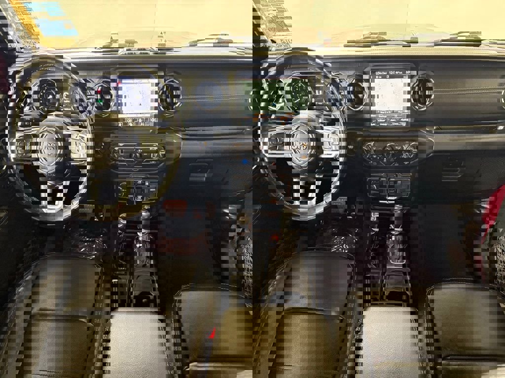 Used 2022 Jeep Wrangler Unlimited Sahara image 37