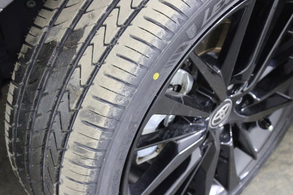 Used 2024 Toyota Camry XSE image 38