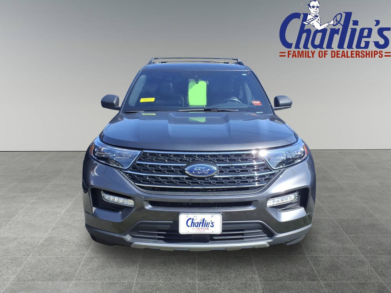 Used 2020 Ford Explorer XLT w/ Equipment Group 202A AWD/4WD image 2