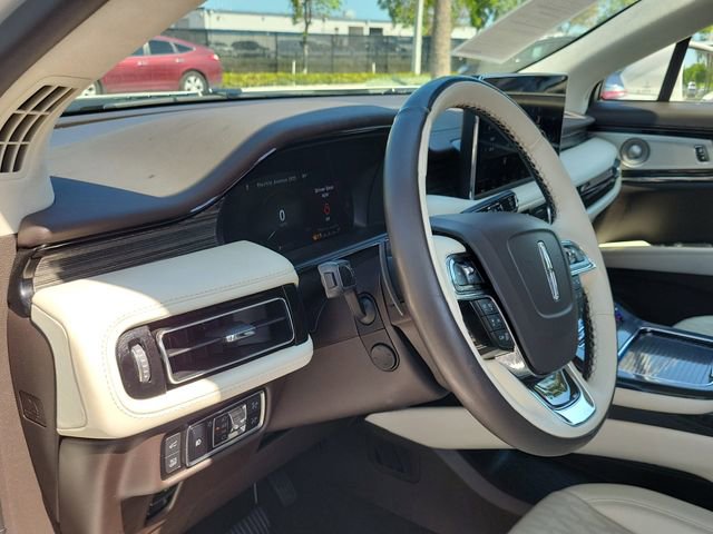 Certified 2023 Lincoln Nautilus Black Label w/ Class II Trailer Tow Package image 9