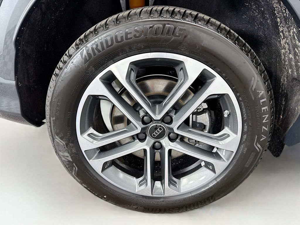 Used 2025 Audi Q5 Premium Plus w/ Premium Plus AWD/4WD image 33