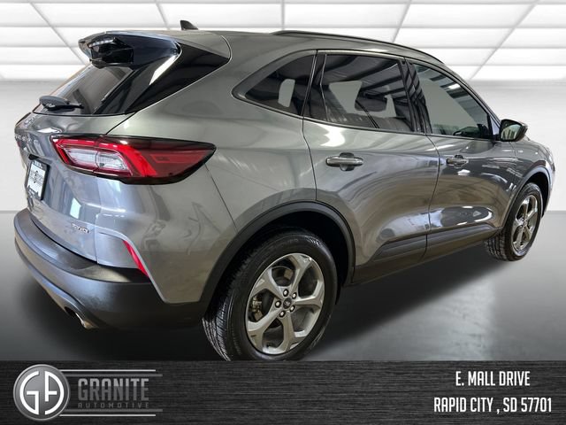 Used 2025 Ford Escape ST-Line Select AWD/4WD image 5