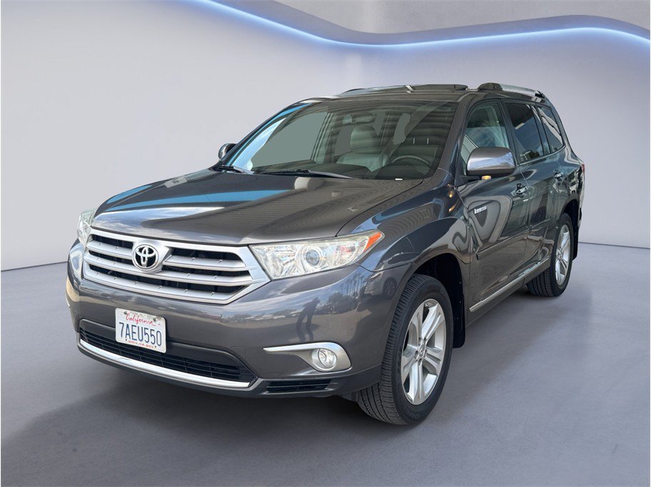Used 2013 Toyota Highlander Limited FWD image 1