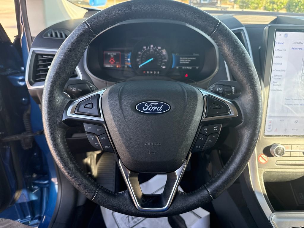 Used 2024 Ford Edge SEL AWD/4WD image 19