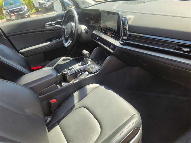 Used 2023 Kia Sportage EX image 21