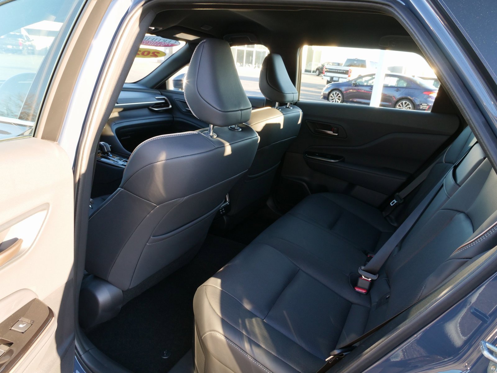 Used 2025 Toyota Crown Signia image 13