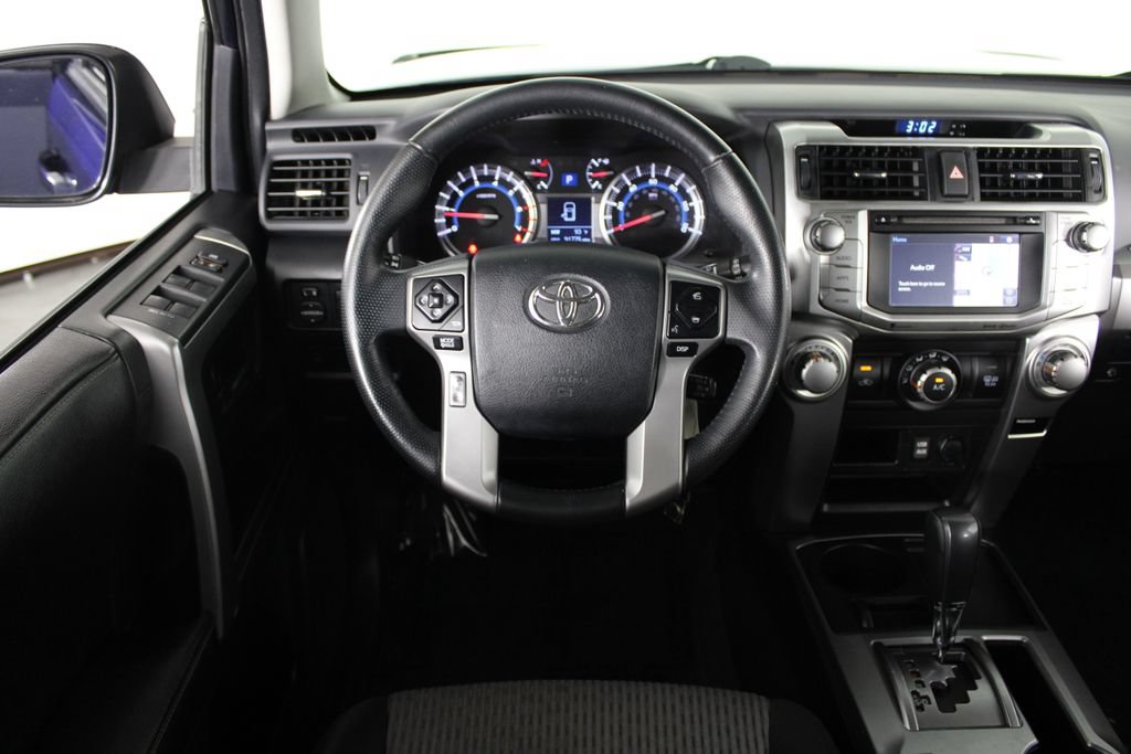 Used 2017 Toyota 4Runner SR5 RWD image 6