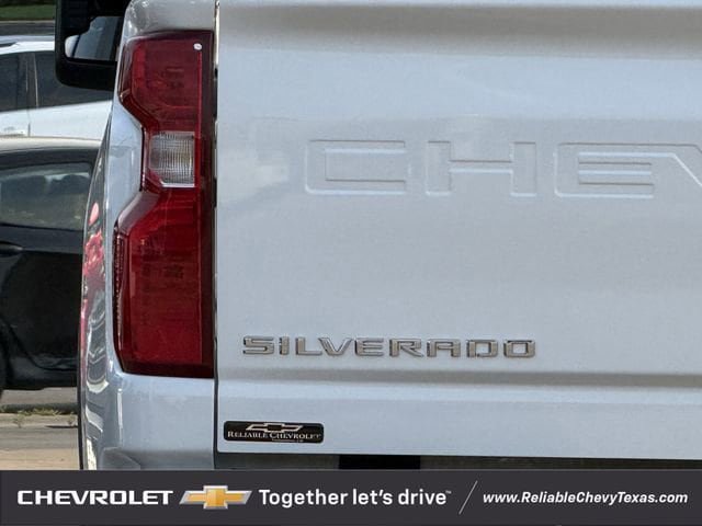 Used 2024 Chevrolet Silverado 2500 LT w/ Convenience Package AWD/4WD image 9