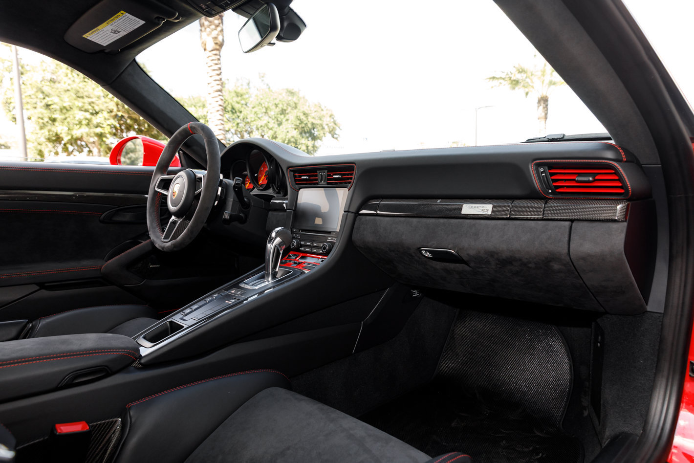 Used 2018 Porsche 911 GT2 RS RWD image 65