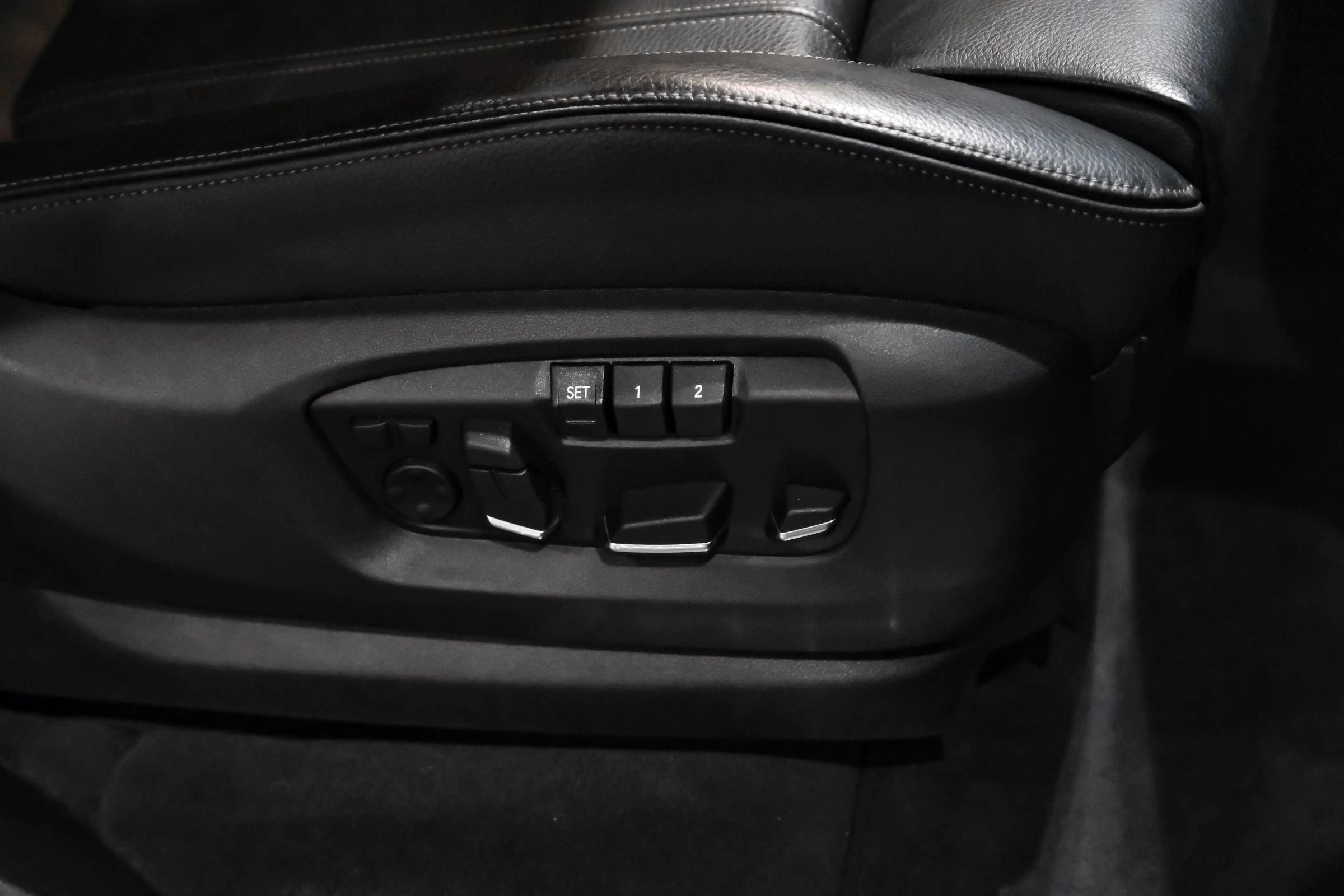 Used 2018 BMW X5 xDrive50i image 33