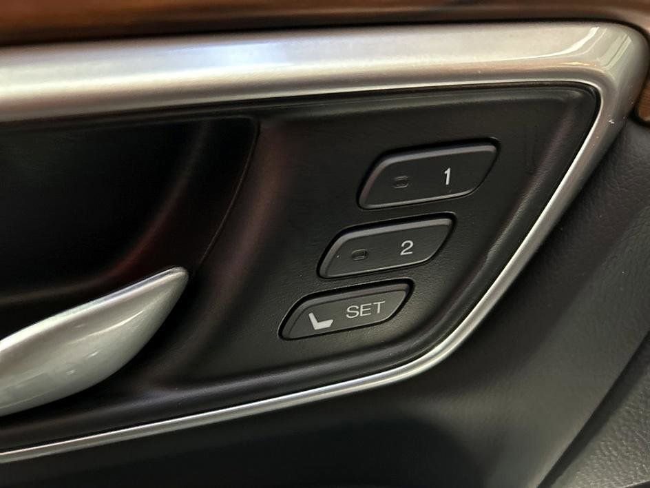 Used 2022 Honda CR-V EX-L image 11