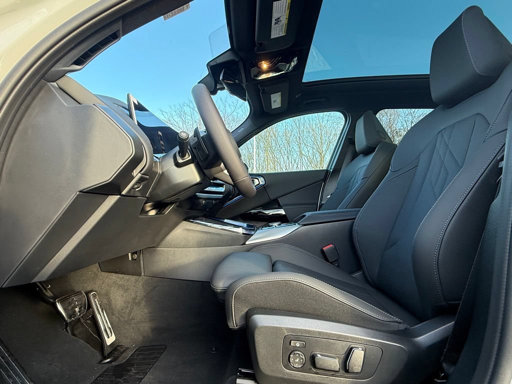 Used 2026 BMW X3 xDrive30i w/ M Sport Package AWD/4WD image 14