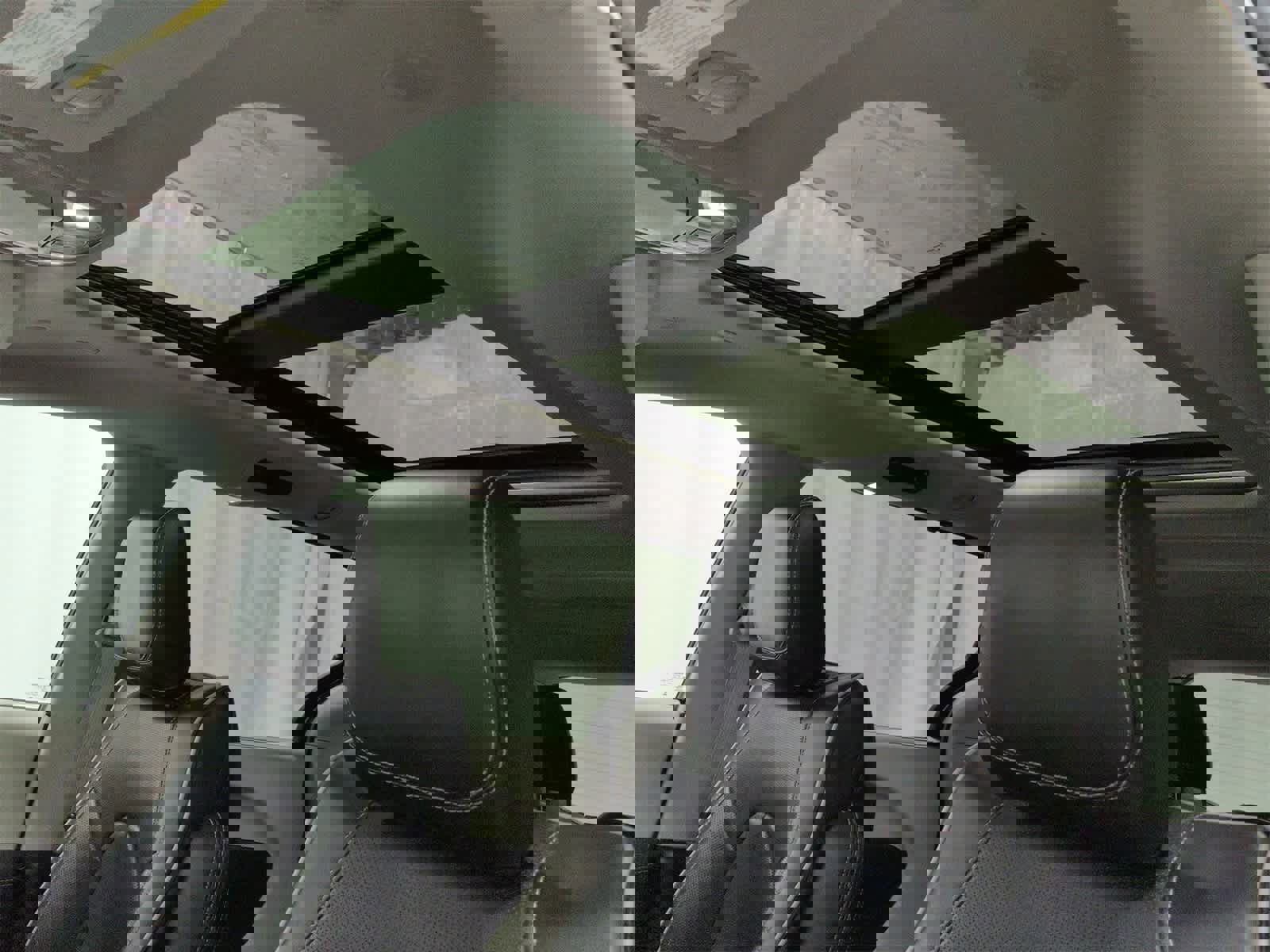 Used 2024 Chrysler Pacifica Limited image 20