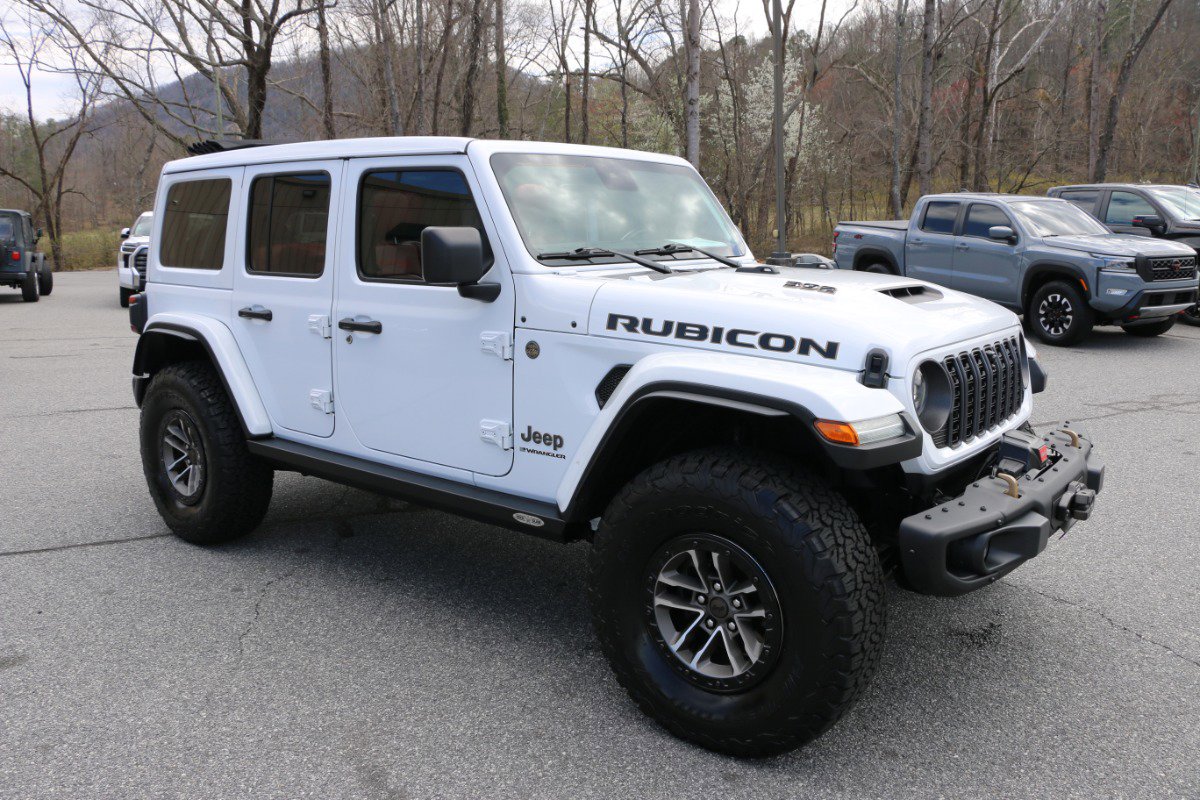 Used 2024 Jeep Wrangler Unlimited Rubicon 392 AWD/4WD image 9