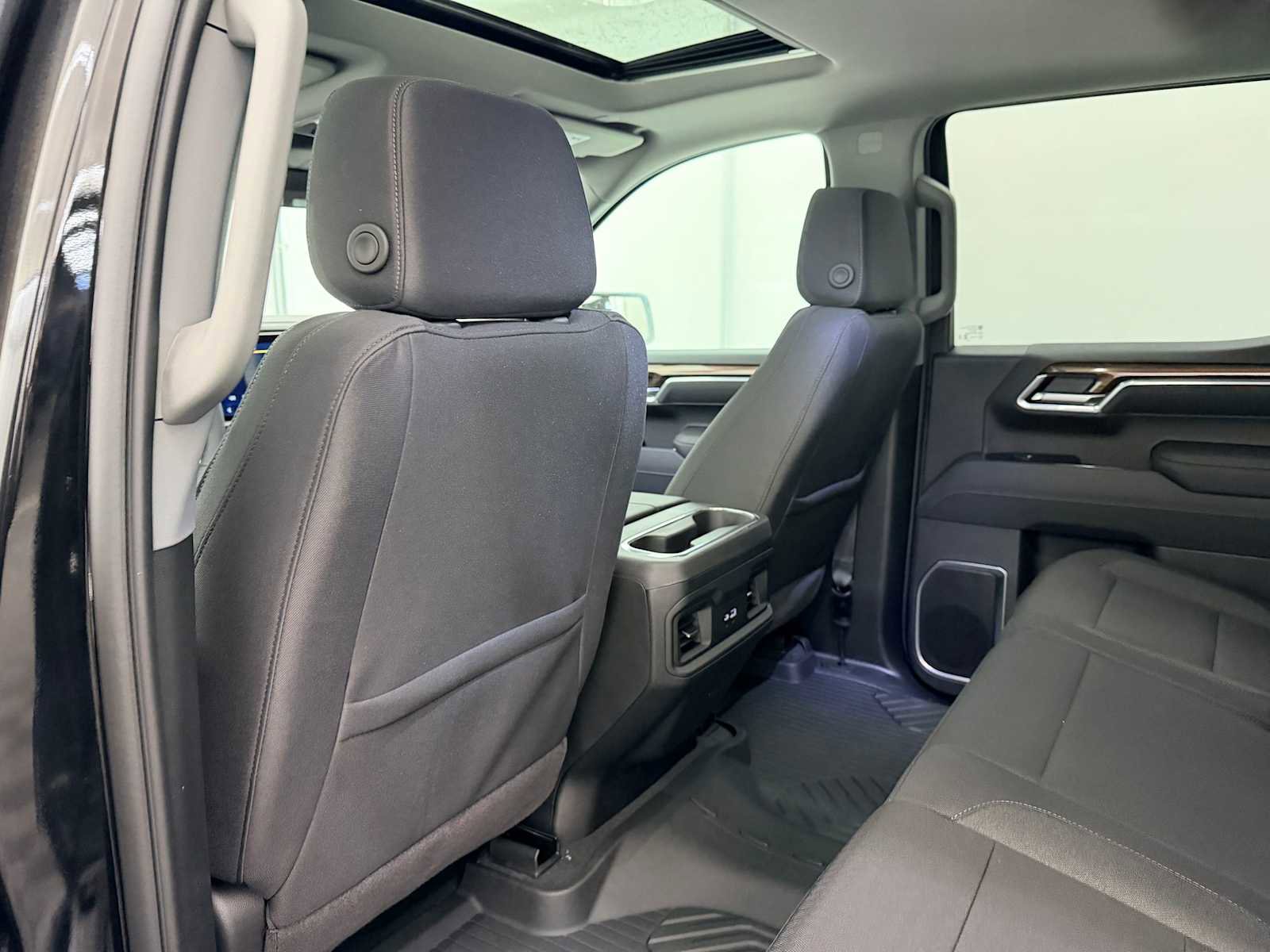 New 2026 Chevrolet Silverado 1500 RST w/ Dark Appearance Package image 22