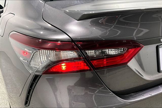 Used 2024 Toyota Camry SE FWD image 40