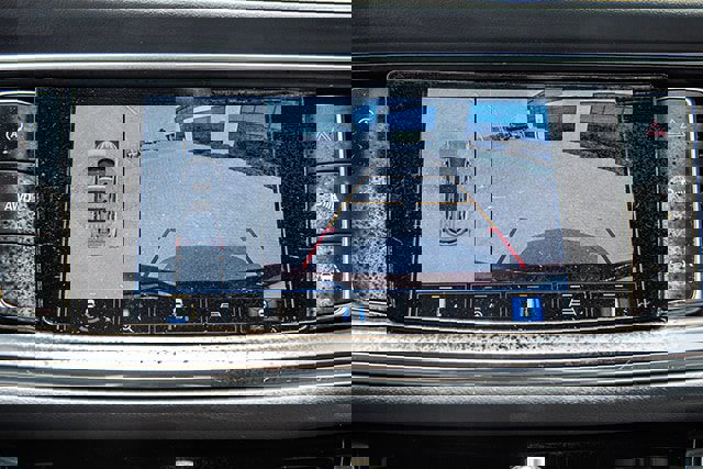 Used 2024 Buick Enclave Premium image 13