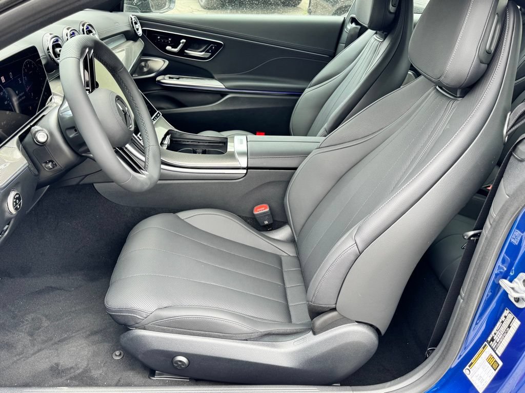 Used 2025 Mercedes-Benz CLE 300 4MATIC Coupe image 18
