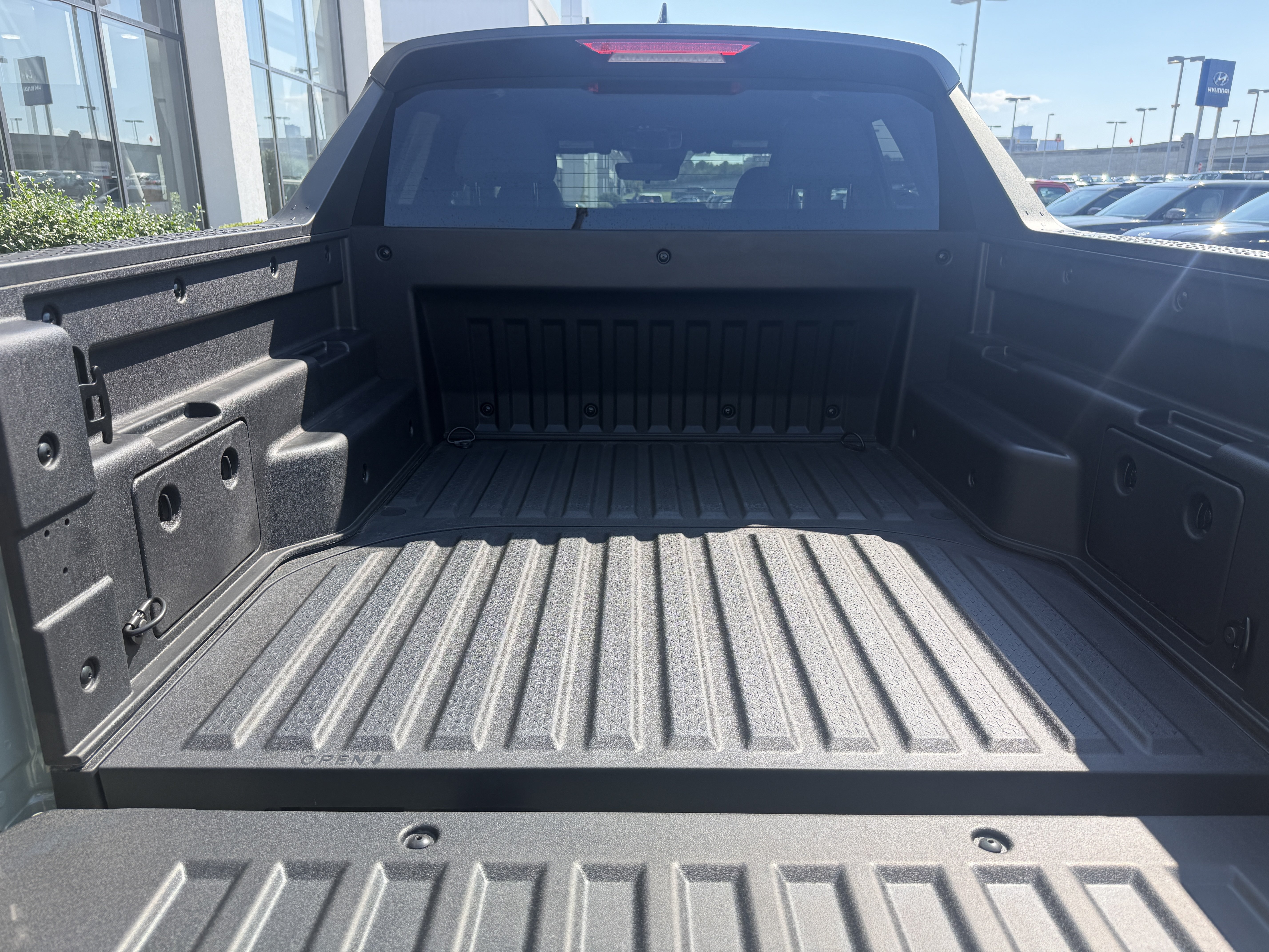 New 2027 Hyundai Santa Cruz SE AWD/4WD image 11