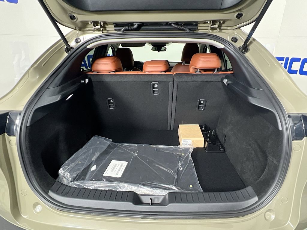 Certified 2025 MAZDA CX-30 Carbon image 30