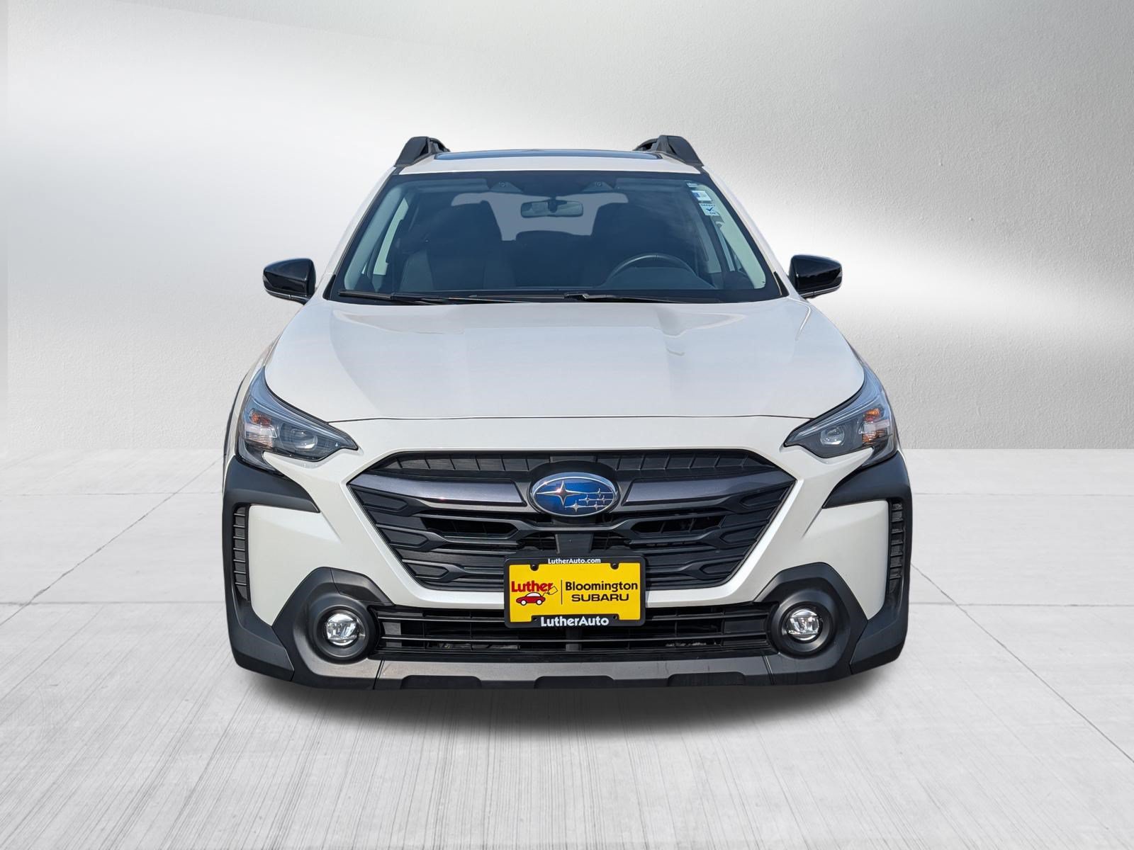 Used 2025 Subaru Outback Premium AWD/4WD image 8