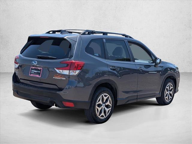 Used 2022 Subaru Forester Premium AWD/4WD image 5