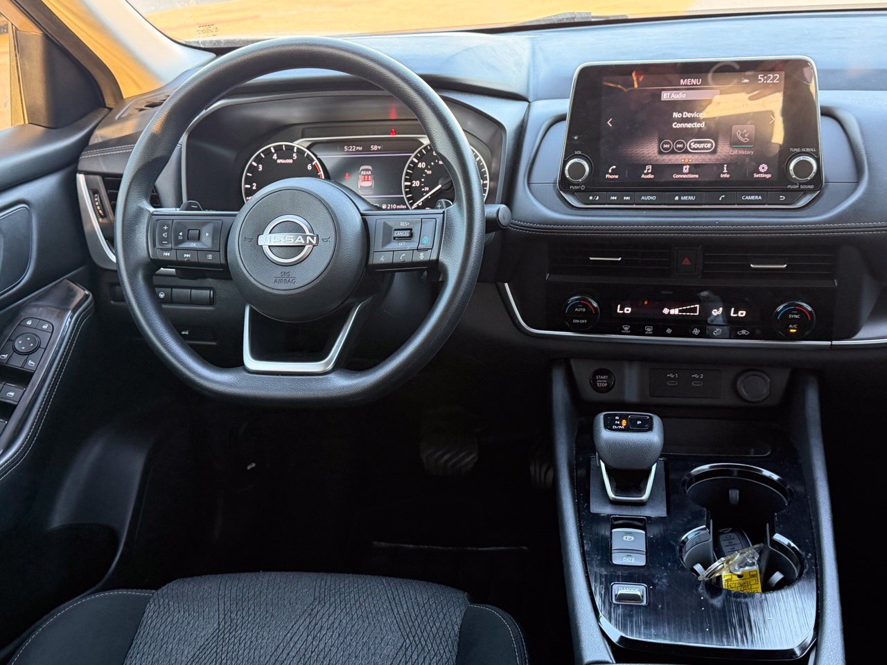 Certified 2024 Nissan Rogue SV FWD image 10