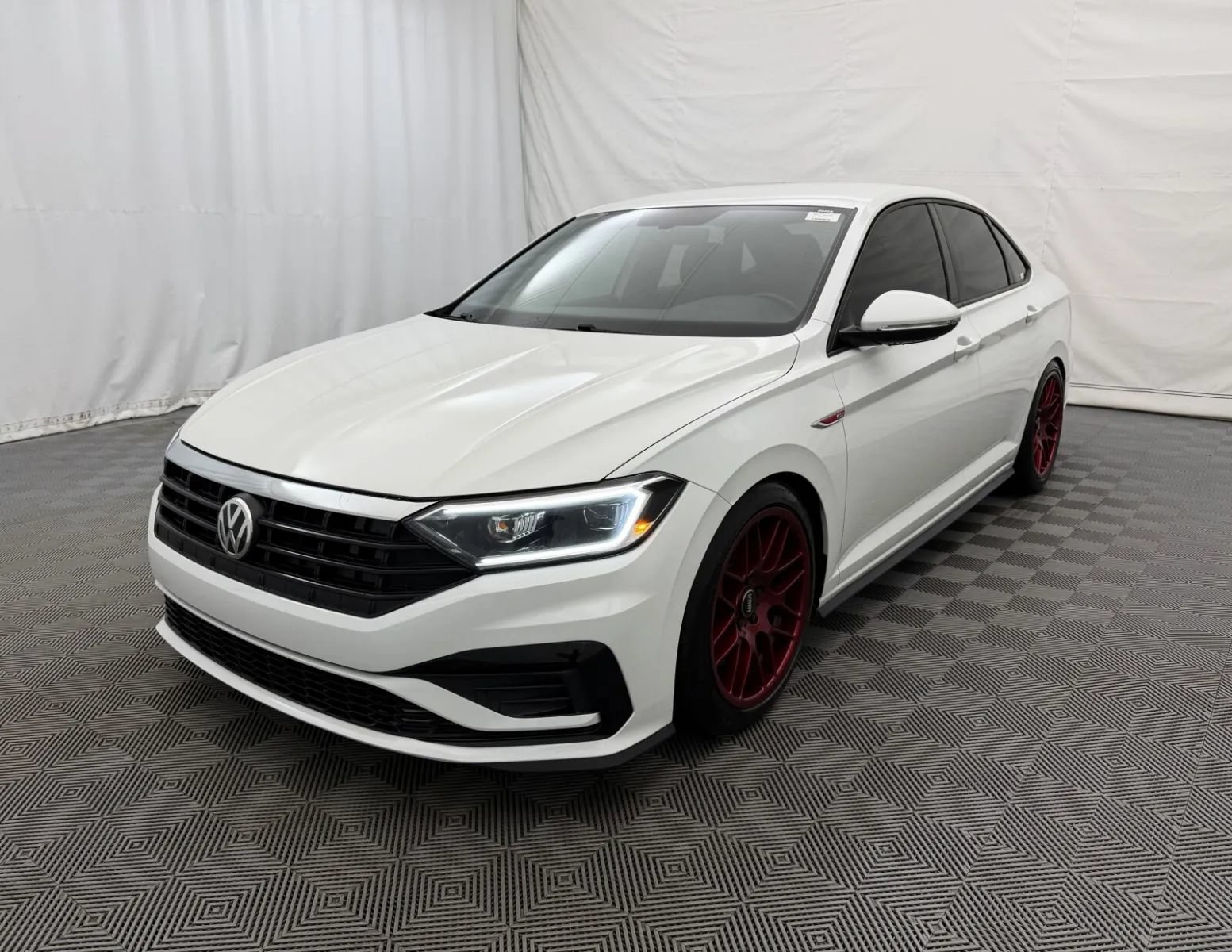 Used 2021 Volkswagen Jetta GLI FWD image 2