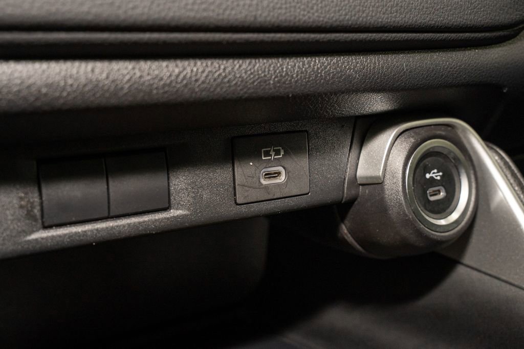 Certified 2025 Toyota Grand Highlander FWD image 18