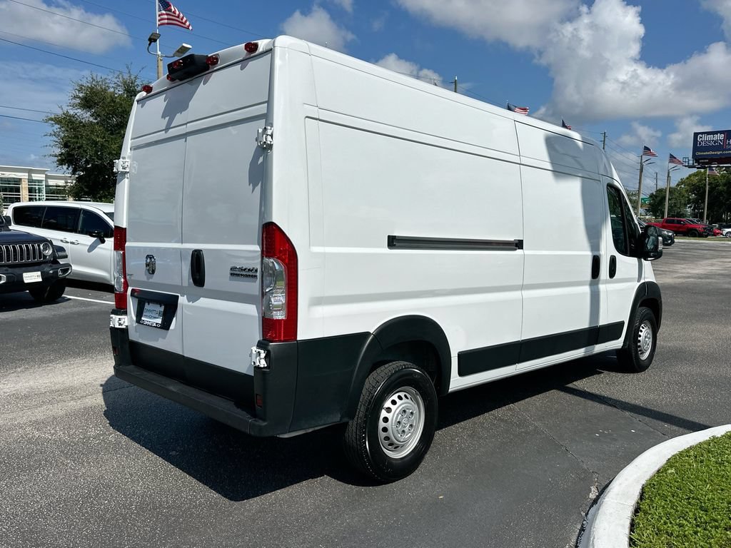 Used 2025 RAM ProMaster 2500 w/ Convenience Group FWD image 5