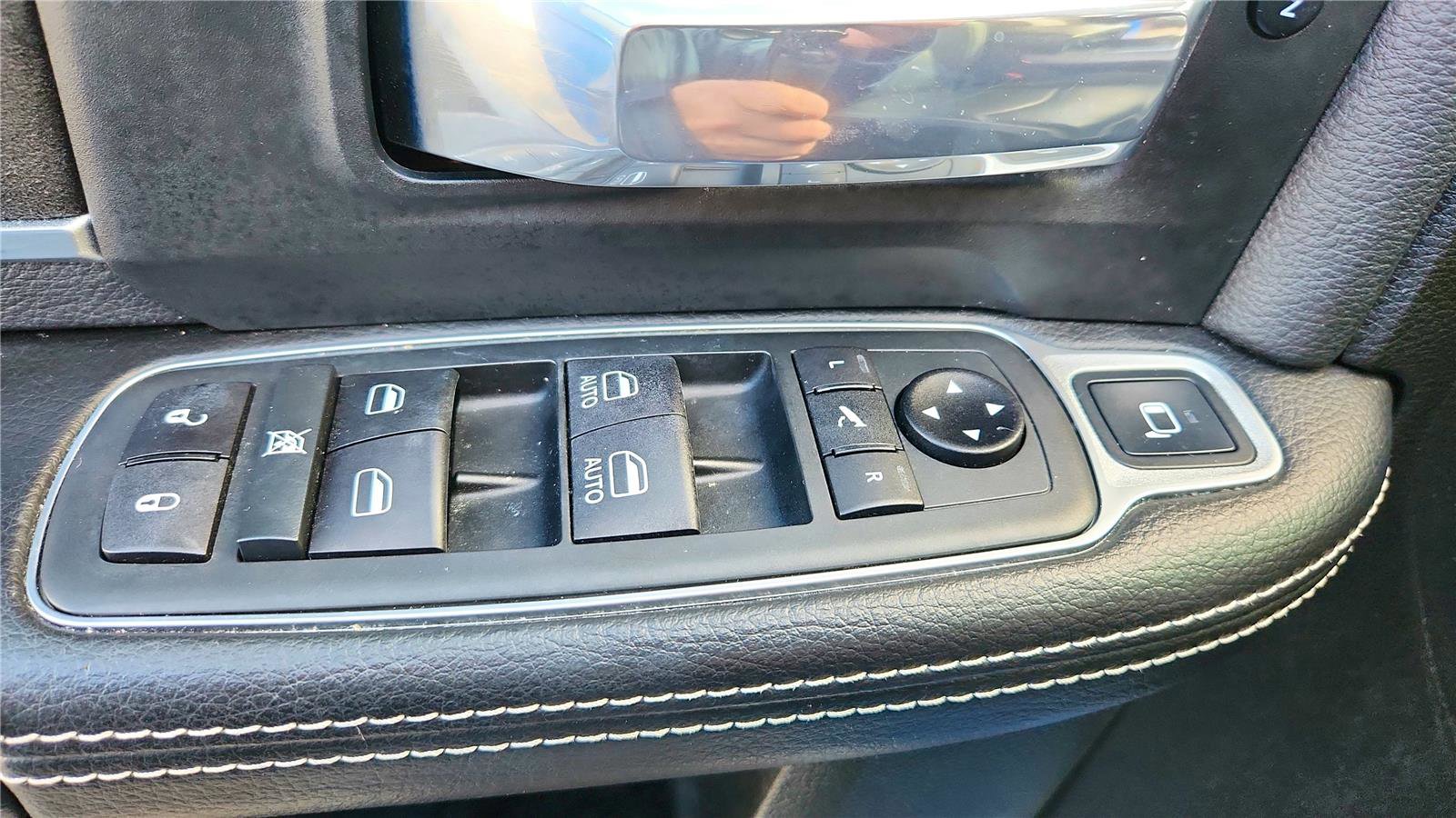 Used 2020 RAM 2500 Laramie image 15